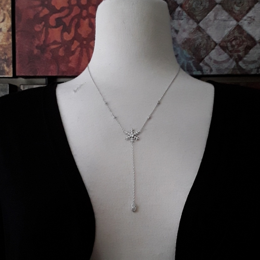 NEW S925 Sterling Snowflake Droplet Necklace